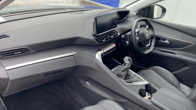 Peugeot 5008 1.2 PureTech Allure Premium+ 5dr Petrol Estate